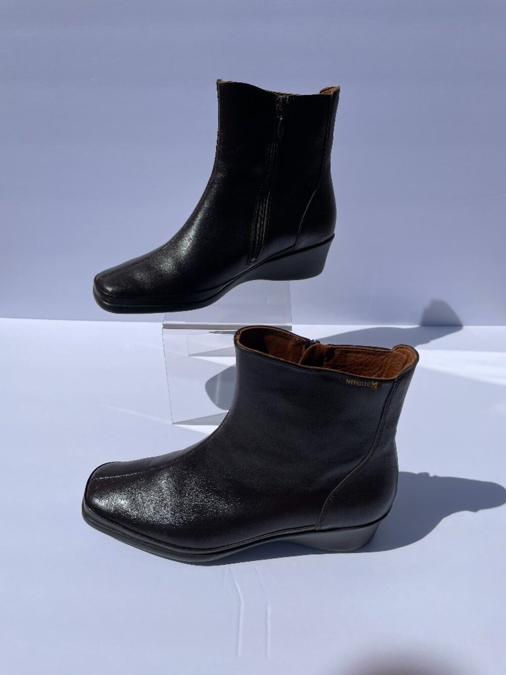 Like new, Mephisto, womens boots, size: 8, color: chocolate brown